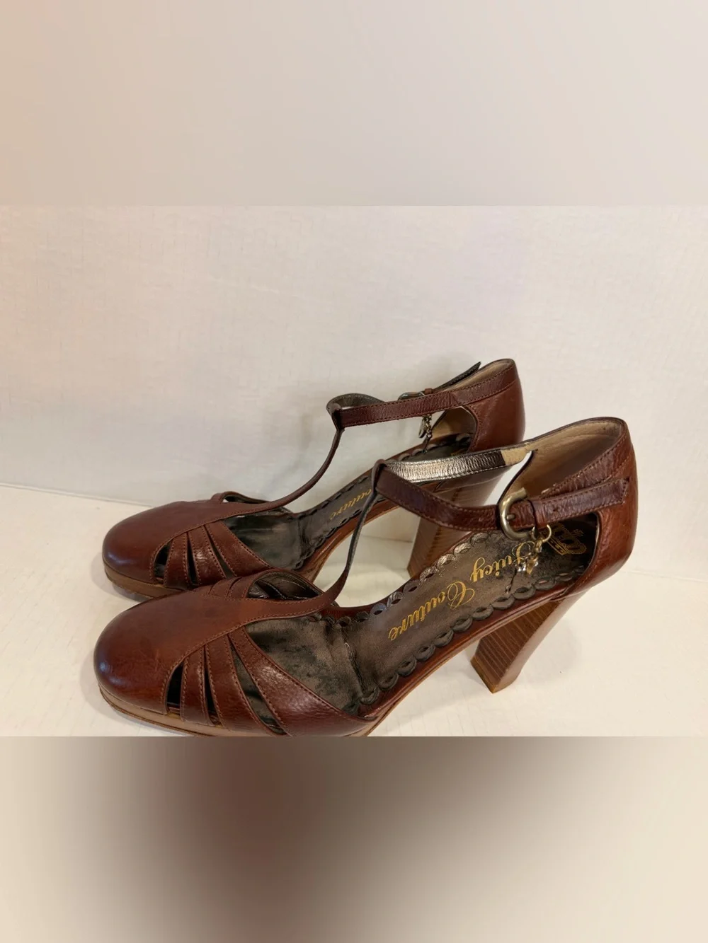 Vintage Juicy Couture Brown Leather Mary Jane Heel Pumps size 8 1/2